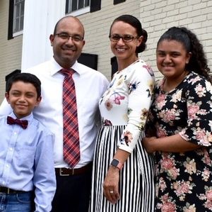 Meet your Posher, Felicia